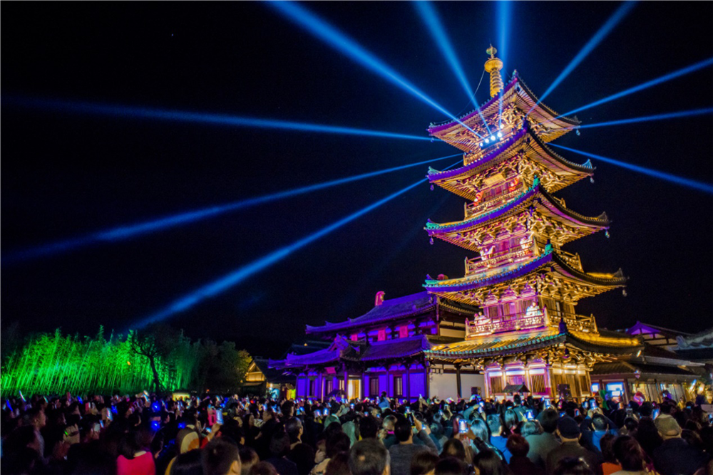 拈花湾全方位夜游场景体验打造夜间经济发展标杆