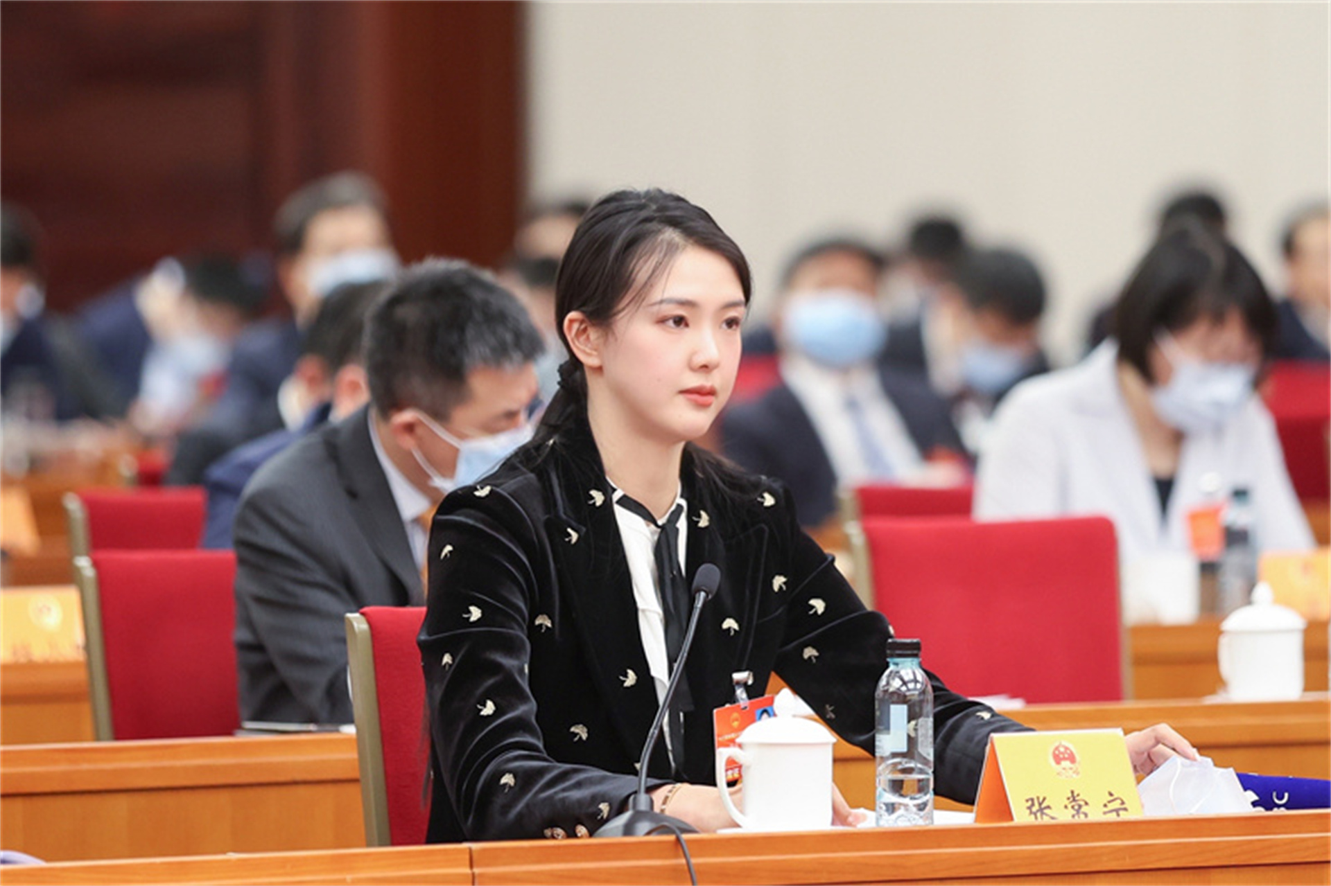 全国人大代表奥运冠军张常宁建议体育纳入高中学业水平考试省统考