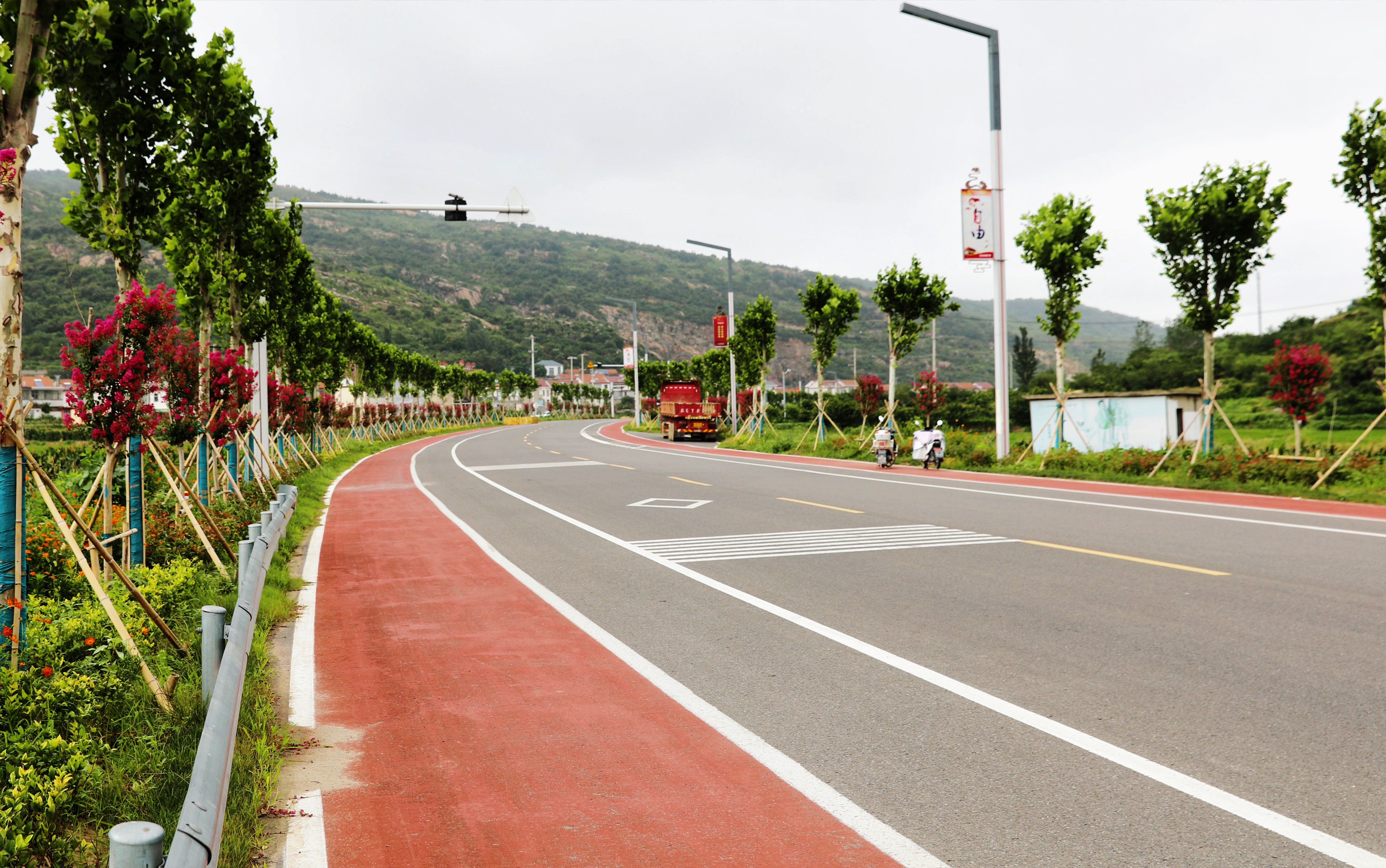 连云港云台山景区铺就农村致富路助力乡村振兴加速跑