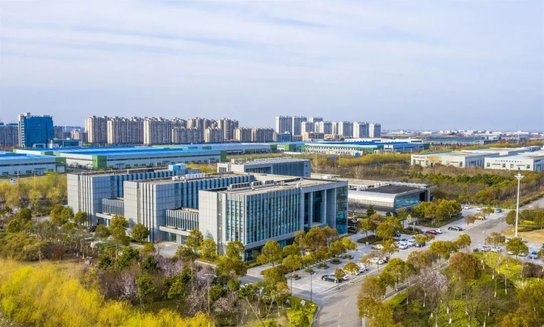 盐城新能源汽车产业园区:以"保姆式"服务护航重点项目建设-现代快报网