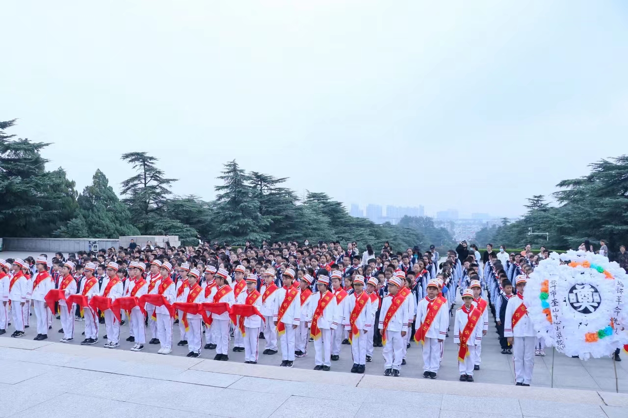 徐州市奎山中心小学图片