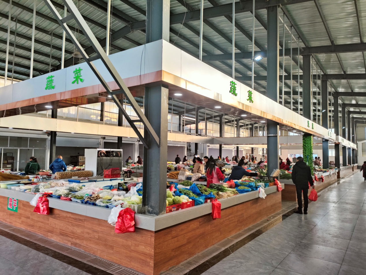 兴化戴南张万村改造农贸市场解决百姓买菜冷