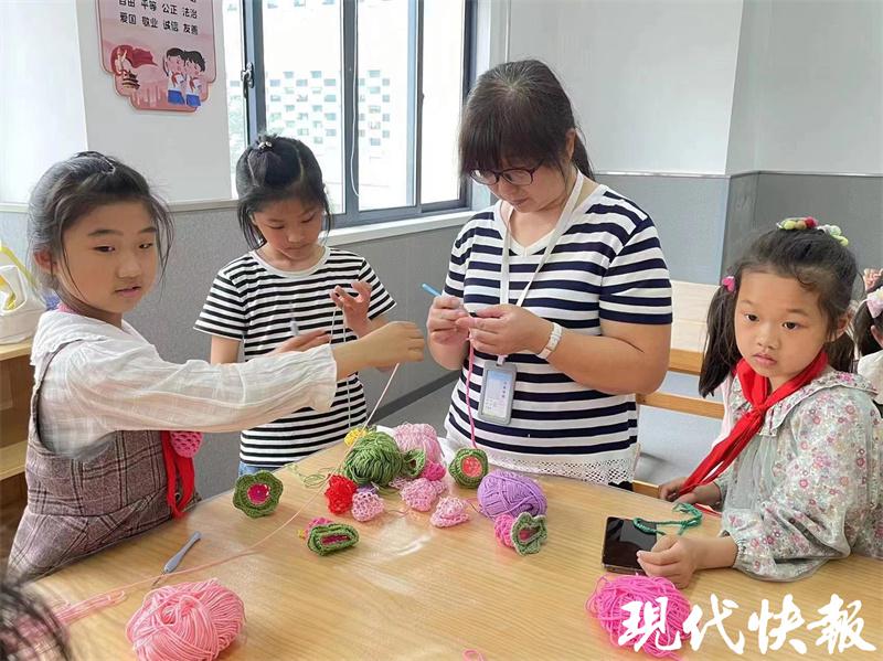 江南JN体育从小学钩针编织练成“无影手”苏州农村大妈两获国际大奖(图4)