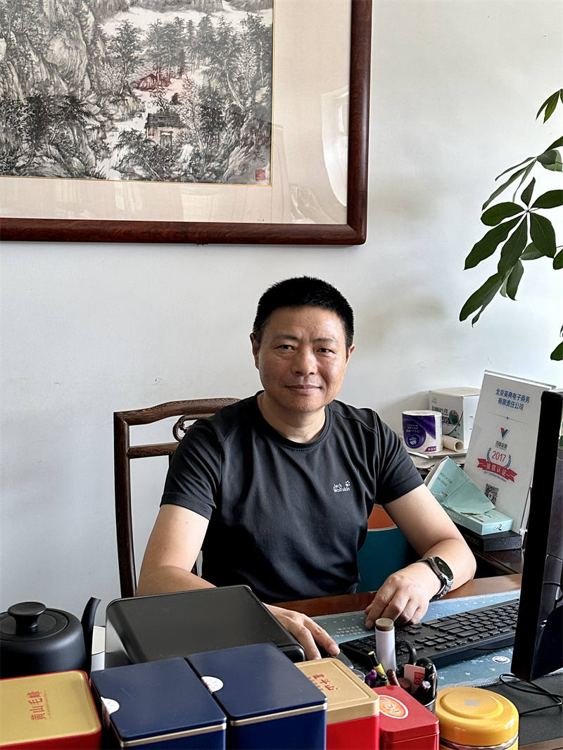 快写人物 | 黄平:爱书救书-现代快报网