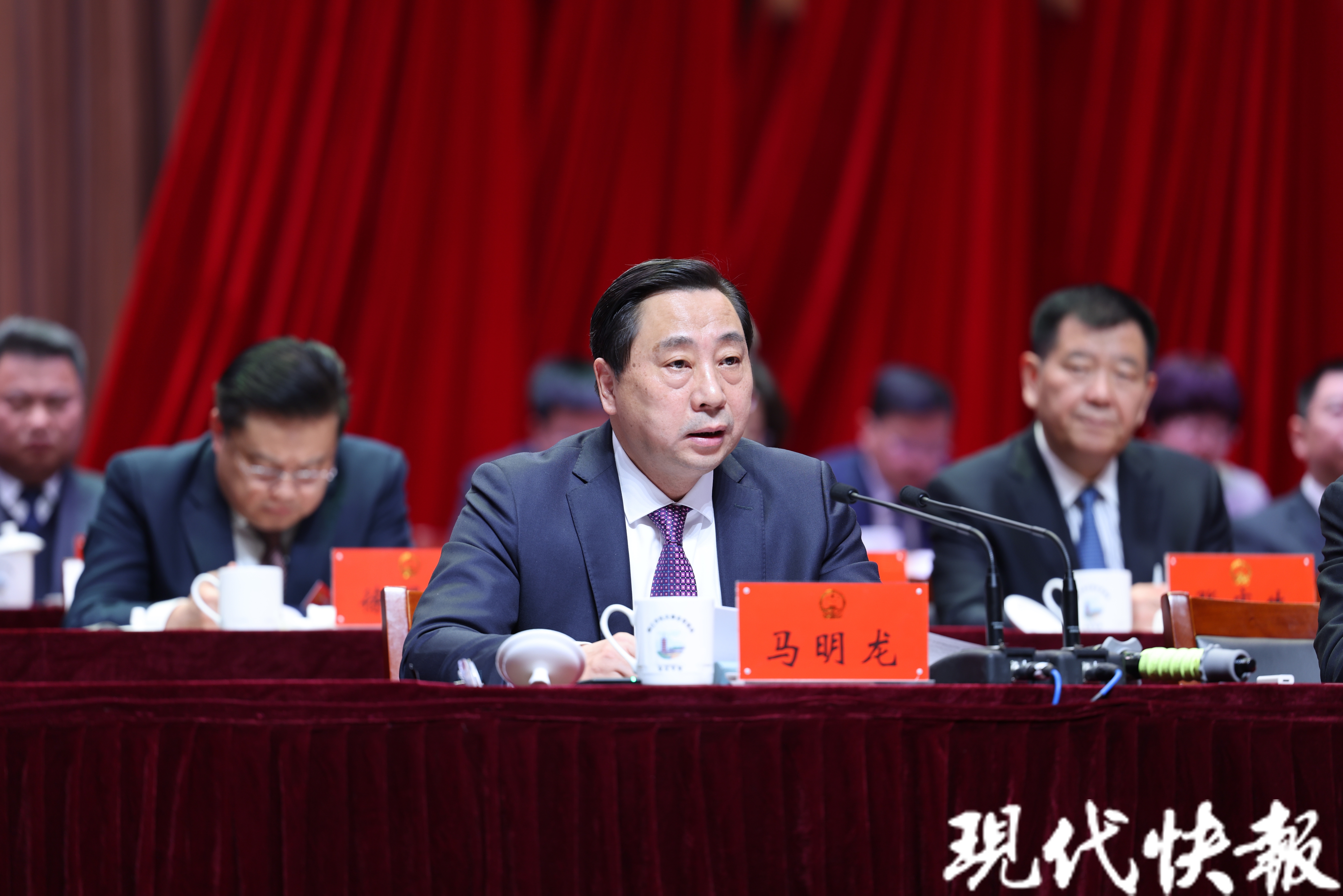 首页>江苏>正文>镇江市委书记马明龙在大会闭幕前讲话.