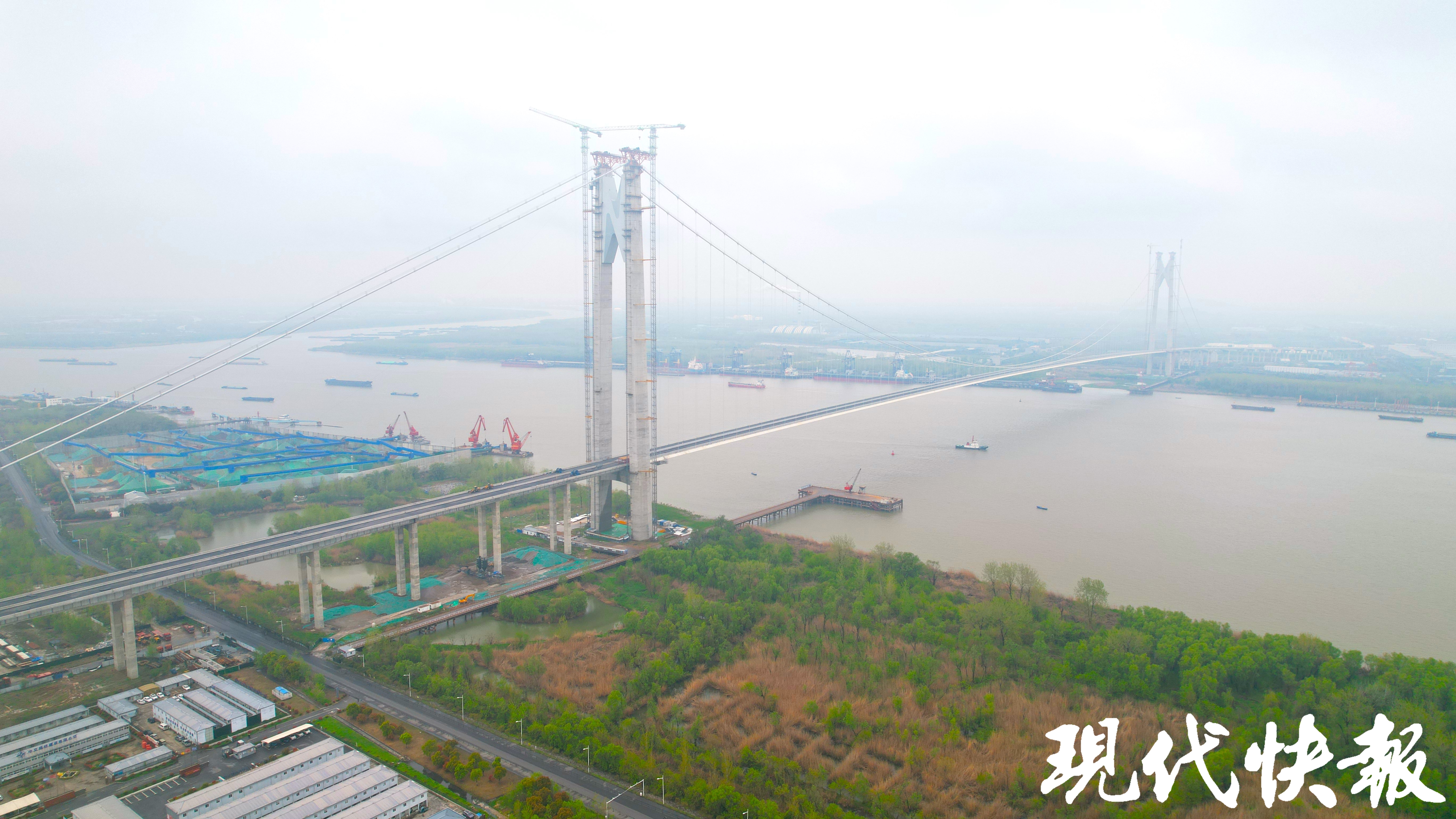 南京仙新路过江通道猫道顺利拆除完成