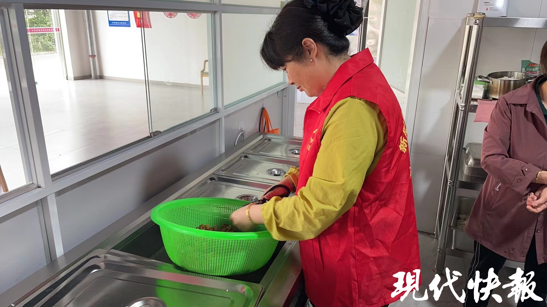 阜宁县新沟镇爱心助老送温暖