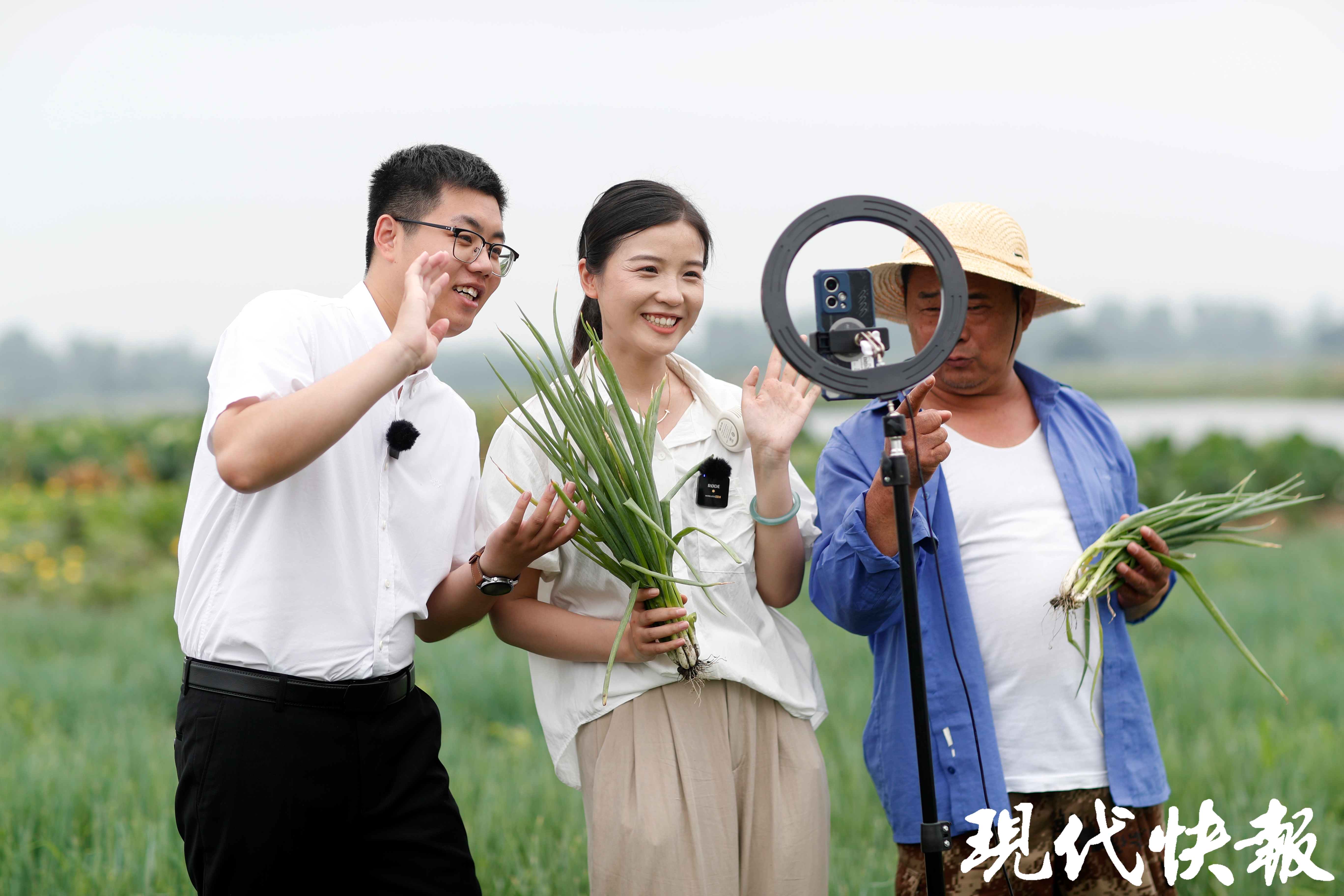 兴化:垛上直播 助农增收