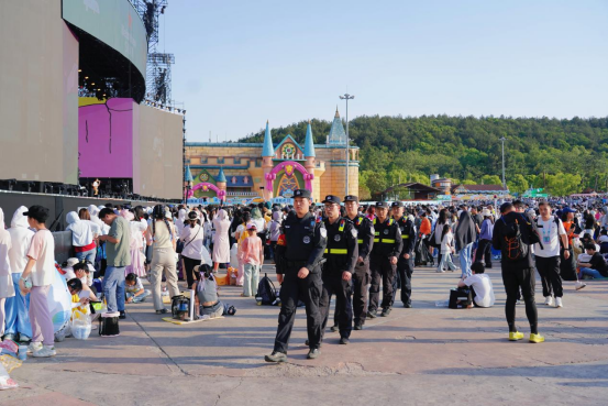 五一假期春和景明，常州公安交出平安答卷！383.png
