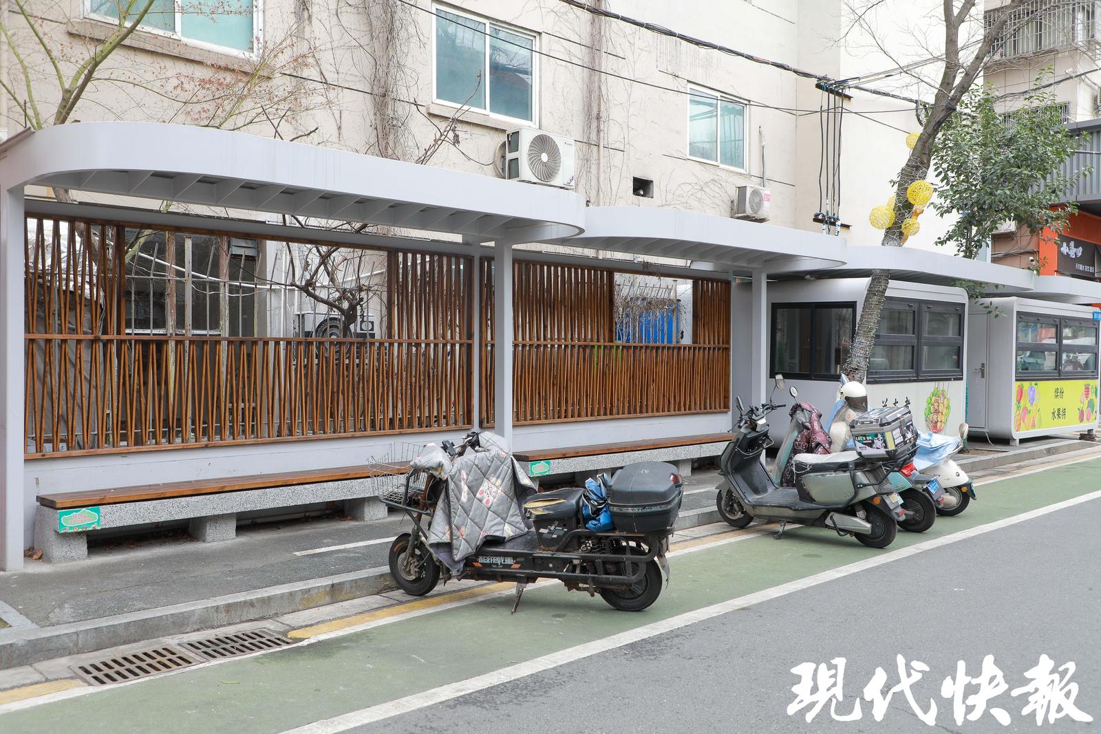 365体育唯一入口：新春走基层｜南京“真香”的蓁巷更新如何而来？记者体验社区规划师的“厘米级”勘探(图2)